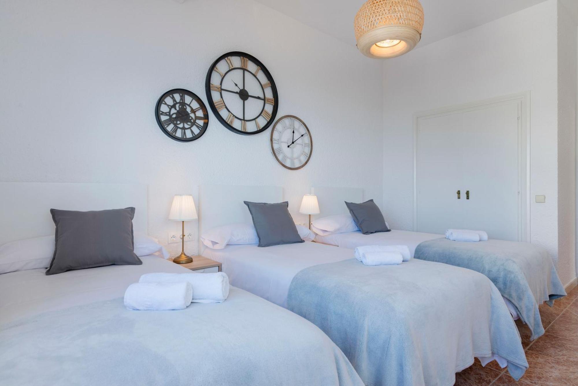 Skol Sea Views Apartments Marbella Room photo